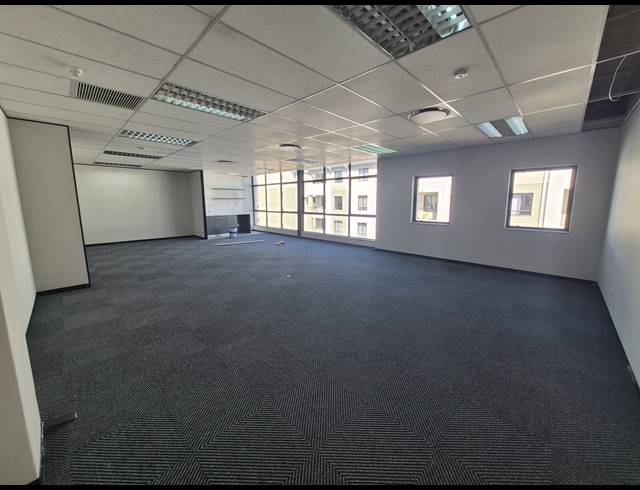 154M² OFFICE TO LET IN RIVONIA